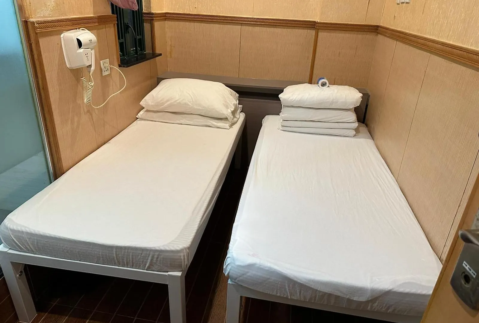 Hk Peaceful Guesthouse Hong Kong China