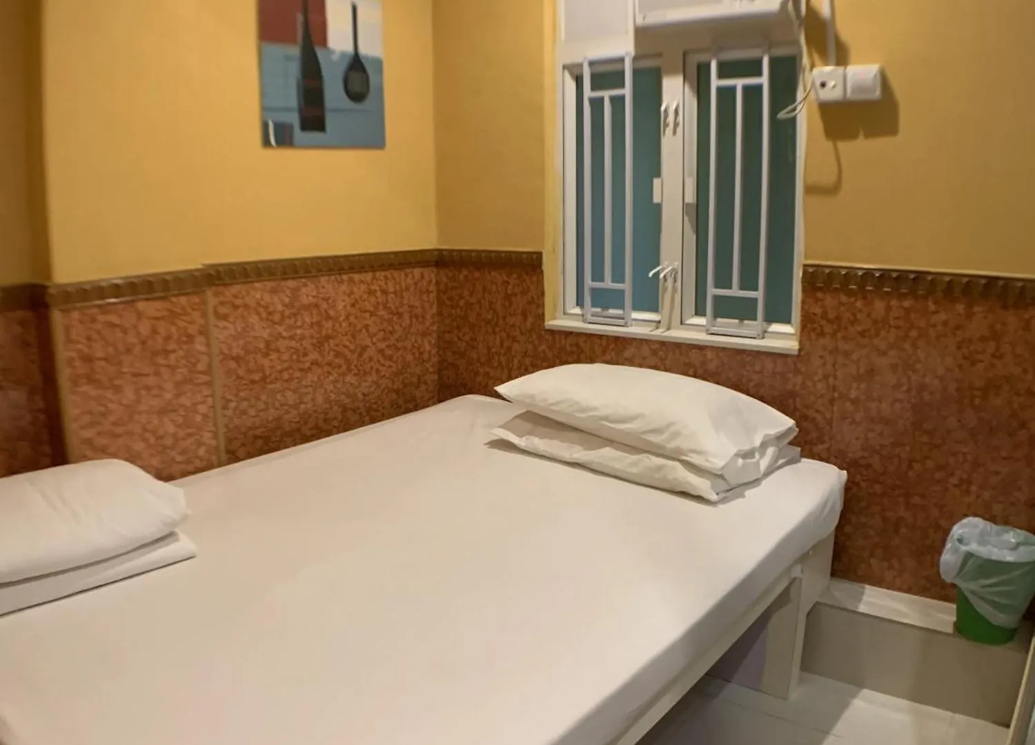 Hk Peaceful Guesthouse Hongkong Hostel